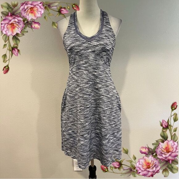 MPG sleeveless halter athletic v-neck mini dress size small - Picture 1 of 13